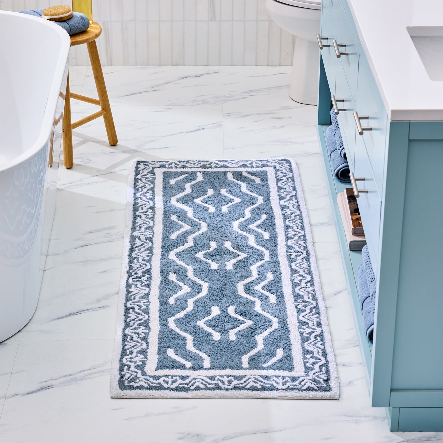 Better Homes & Gardens Dagali Oushak Bath 2 Piece Bath Rug Set, Blue Silver & Arctic White, 17" x 24" & 20" x 30"
