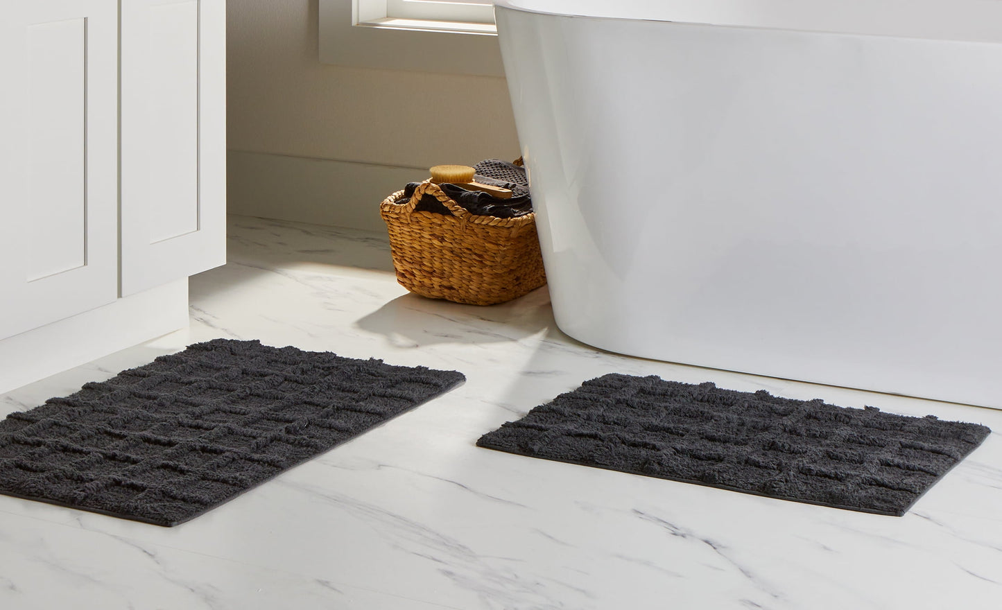 Better Homes & Gardens Juego de Alfombras de Baño con Rejilla para Spa, 2 Piezas, Azul Plata, 17" x 24" y 20" x 30"