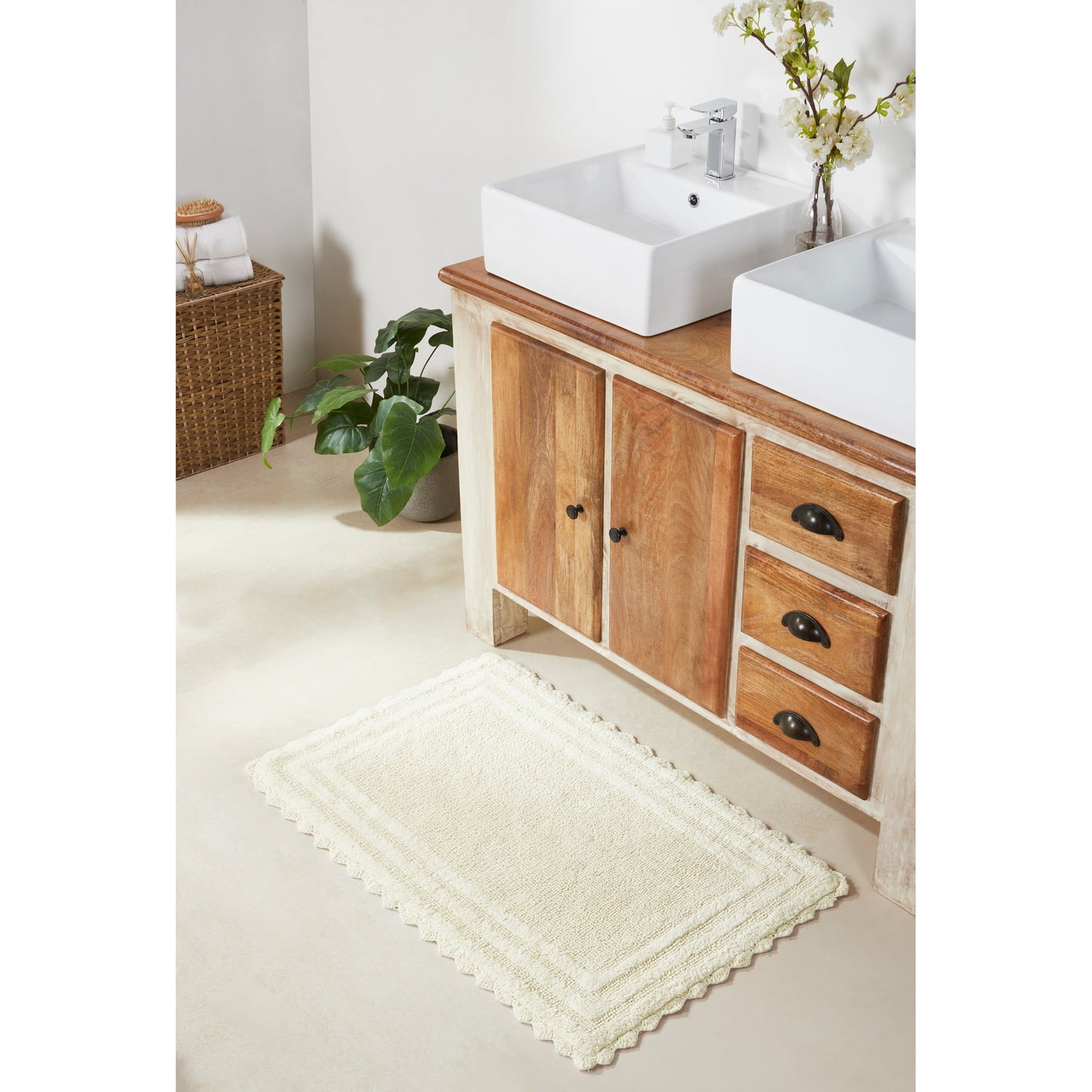 Better Trends 24" x 40" Bathroom Rug – 100% Cotton, Extra Soft Tufted Reversible Bath Mat, Water-Absorbent, Machine Washable (Ivory) Lilly Crochet Collection
