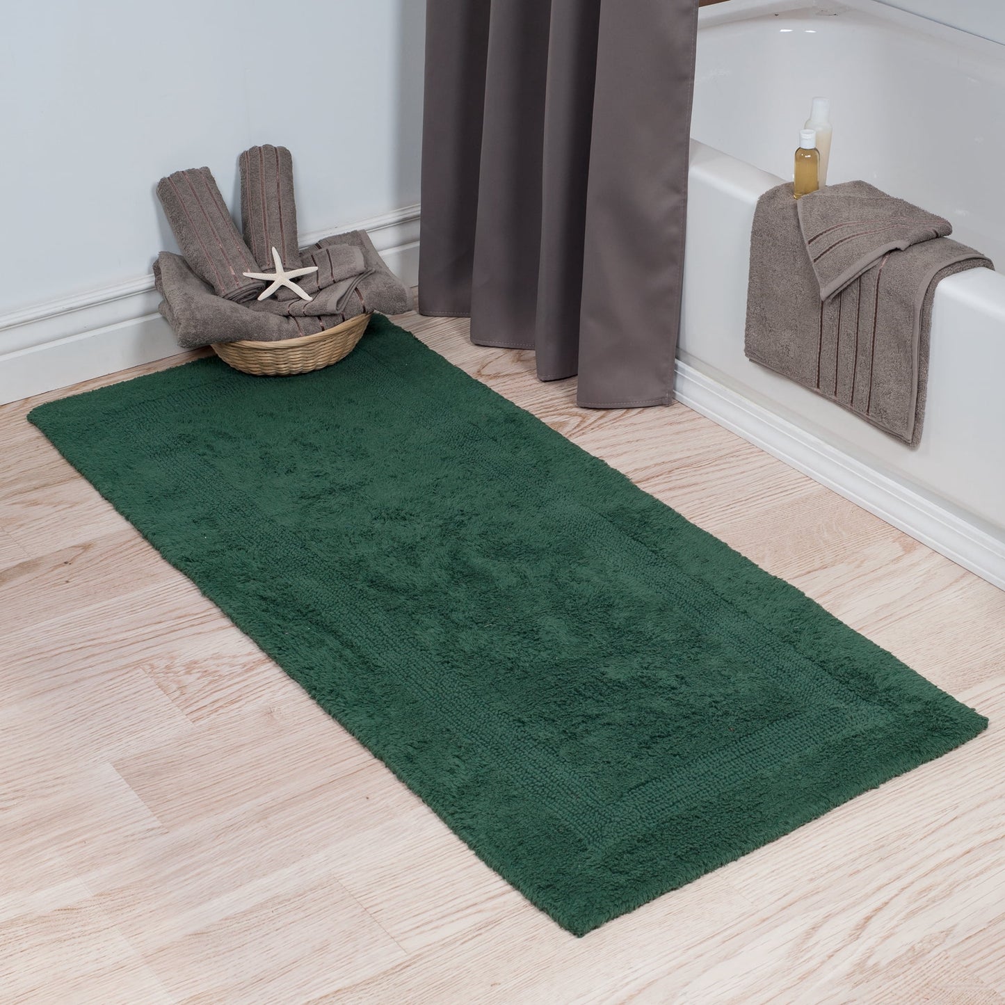 Lavish Home 60x24-Inch Machine Washable Cotton Bath Mat (Green)