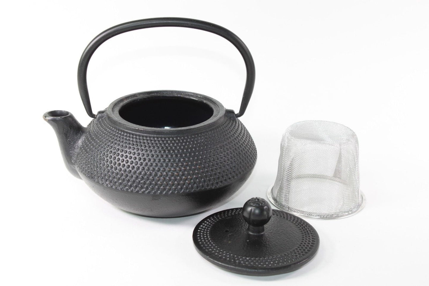 24 fl oz Black Small Dot Japanese Iron Cast Teapot Tetsubin with Infuser Filter