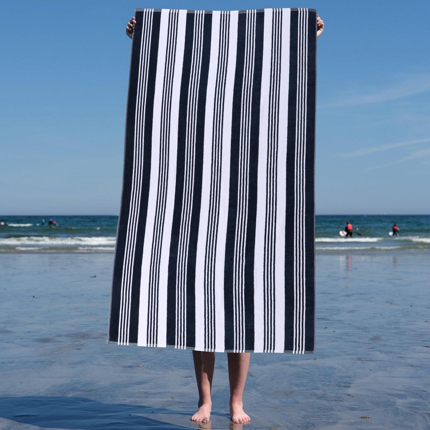 Superior Maui Striped Cotton Oversized Cotton Blue Beach Towel
