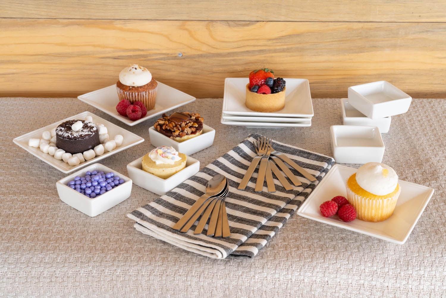 10 Strawberry Street 24-Piece Square Tidbit Serving Set with Mini Utensils, White