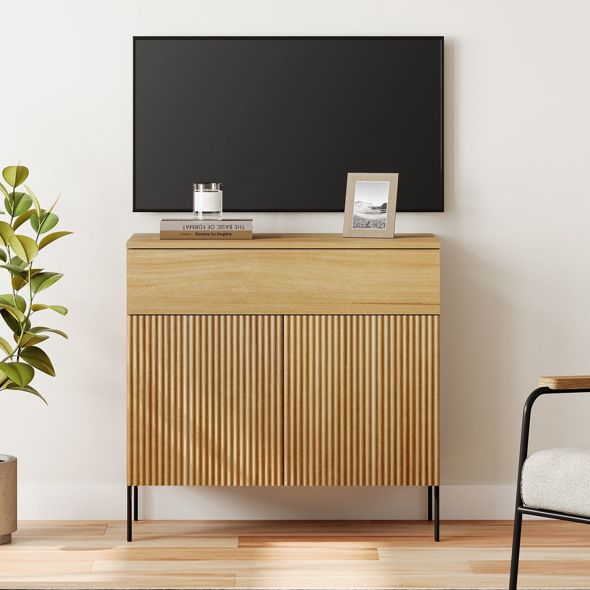 31.5" Modern Reeded TV Stand with Doors, Entertainment Center with Shelf, Wooden TV Console with Drawers for Living Room