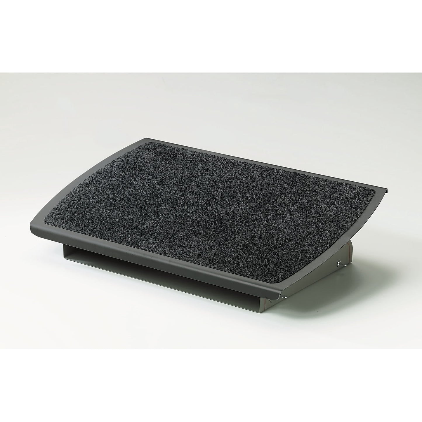 3M 22in Ergonomic Adjustable Slip Resistant Footrest FR530CB
