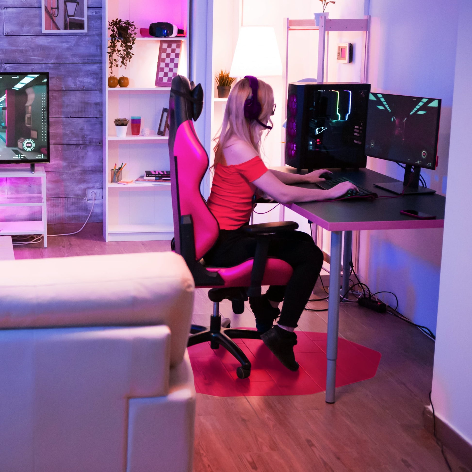 9MatÂ® Polycarbonate 9-Sided Pink Gaming E-Sport Chair Mat for Hard Floors - 38" x 39"