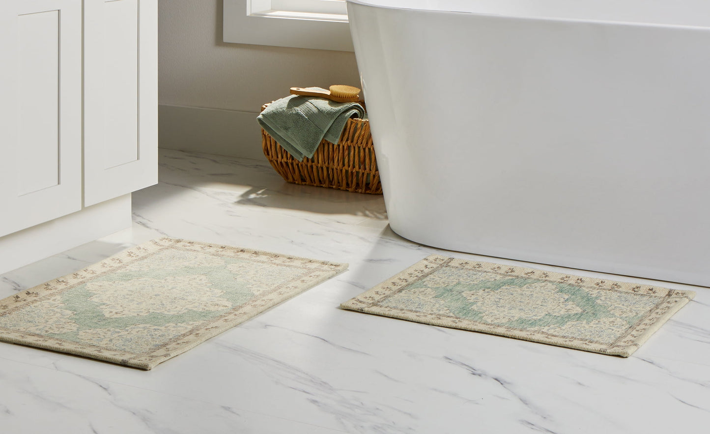 Better Homes & Gardens 2 Piece Kaston Medallion Bath Rug Set, Green, 17" x 24" & 20" x 30"