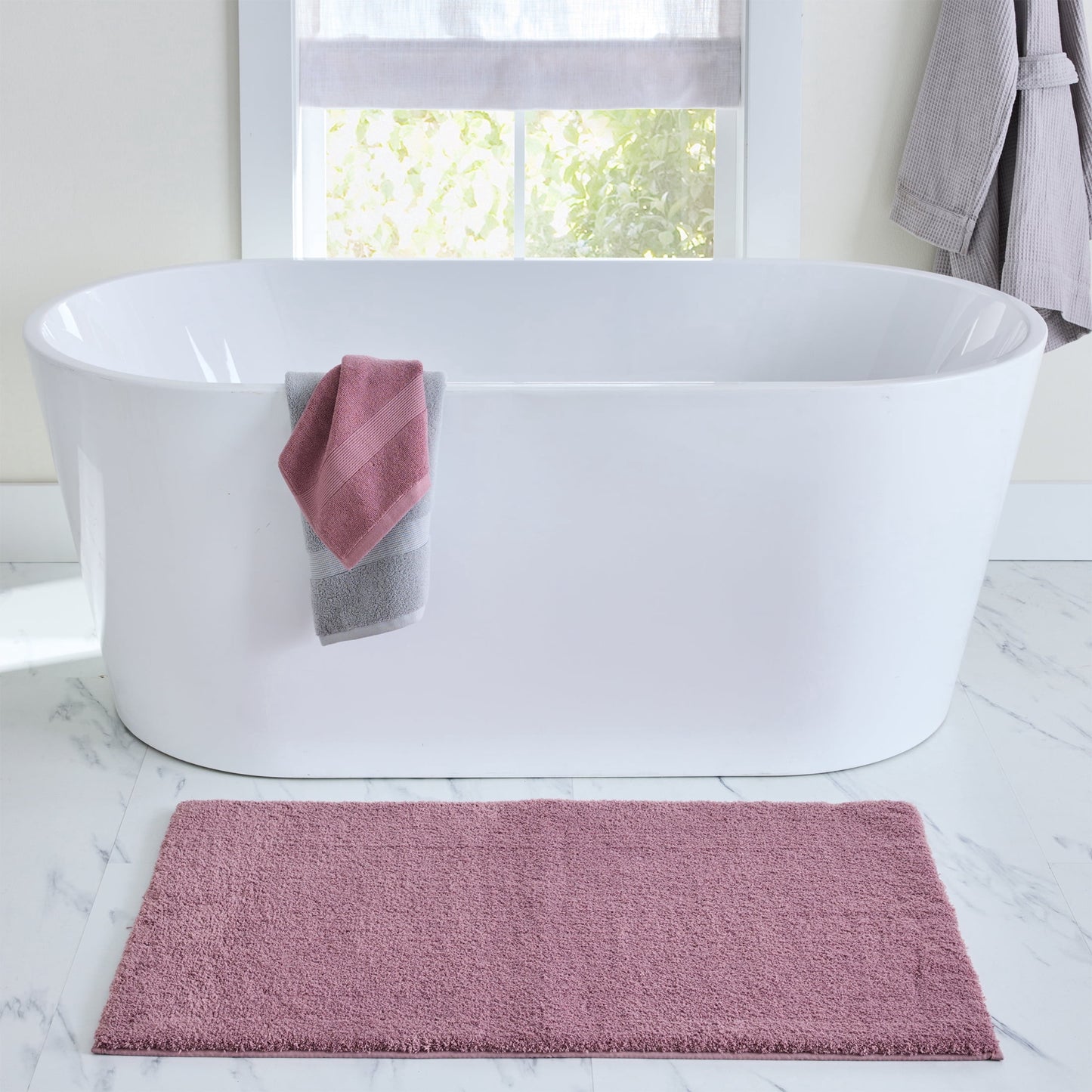 Better Homes & Gardens Ultra Soft Recycled Polyester Bath Rug, Skid-Resistant Bathroom Mat, 23 x 39 in, Violet Gem