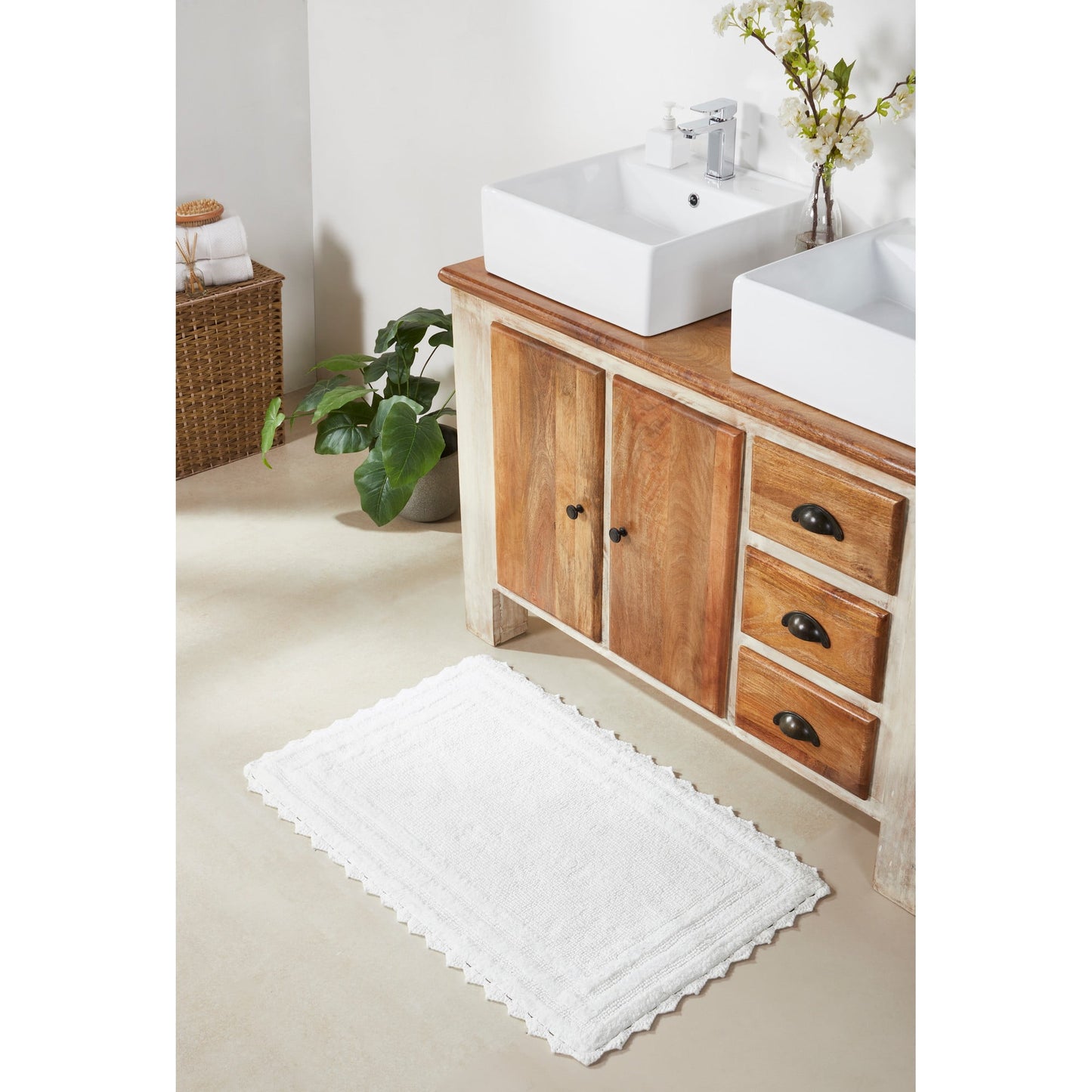 Better Trends 24" x 40" Bathroom Rug â€“ 100% Cotton, Extra Soft Tufted Reversible Bath Mat, Water-Absorbent, Machine Washable (White) Lilly Crochet Collection