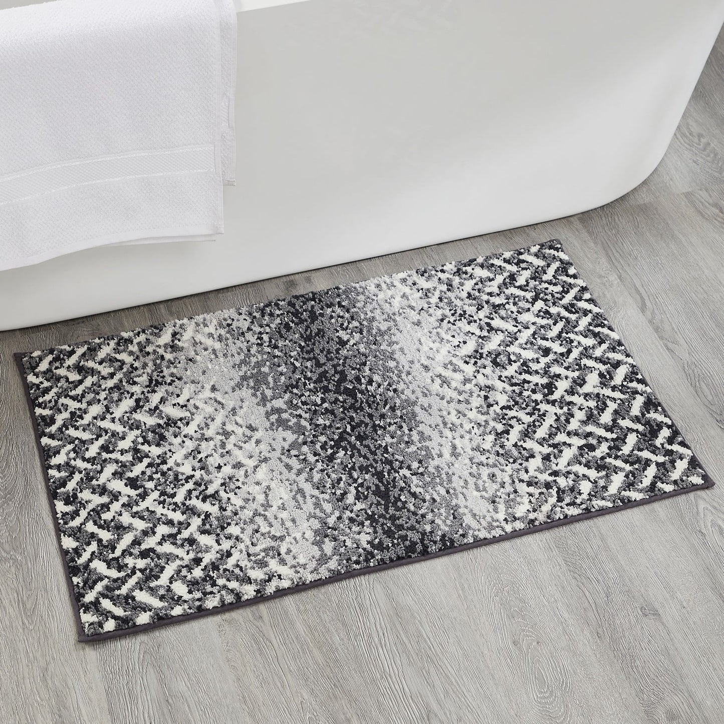 Better Trends Bath Rug 21â€ x 34â€ Bathroom Rug Mat Non-Slip Micro Polyester Bath Rugs for Bathroom Floor, Shower, Tub, Toilet Casablanca Collection - (Gray)