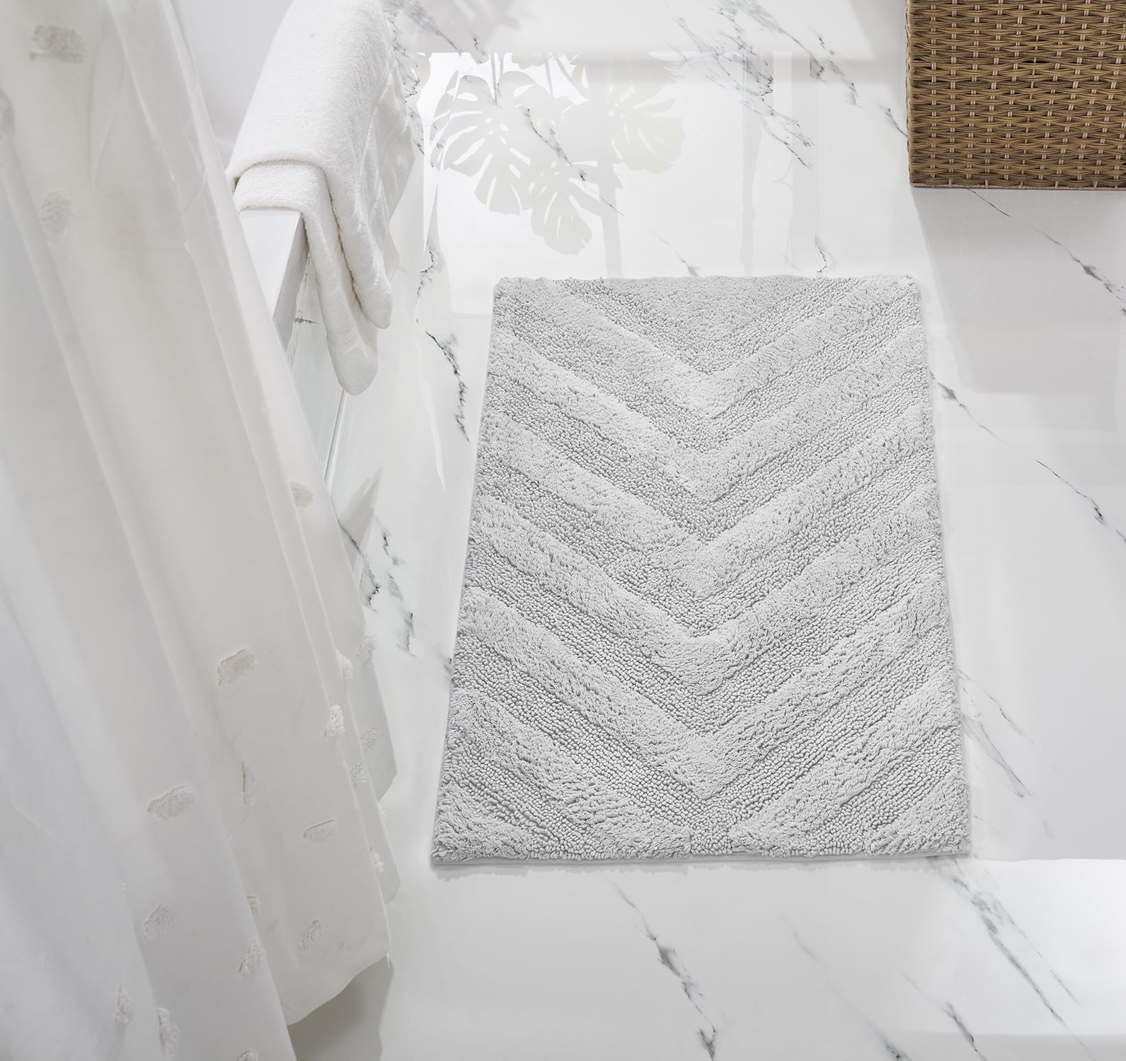 Better Trends Tapetes de BaÃ±o de 24" x 40" 100% AlgodÃ³n Suaves Absorbentes de Agua Antideslizantes Tapete de BaÃ±o Lavable a MÃ¡quina (Blanco) ColecciÃ³n Hugo