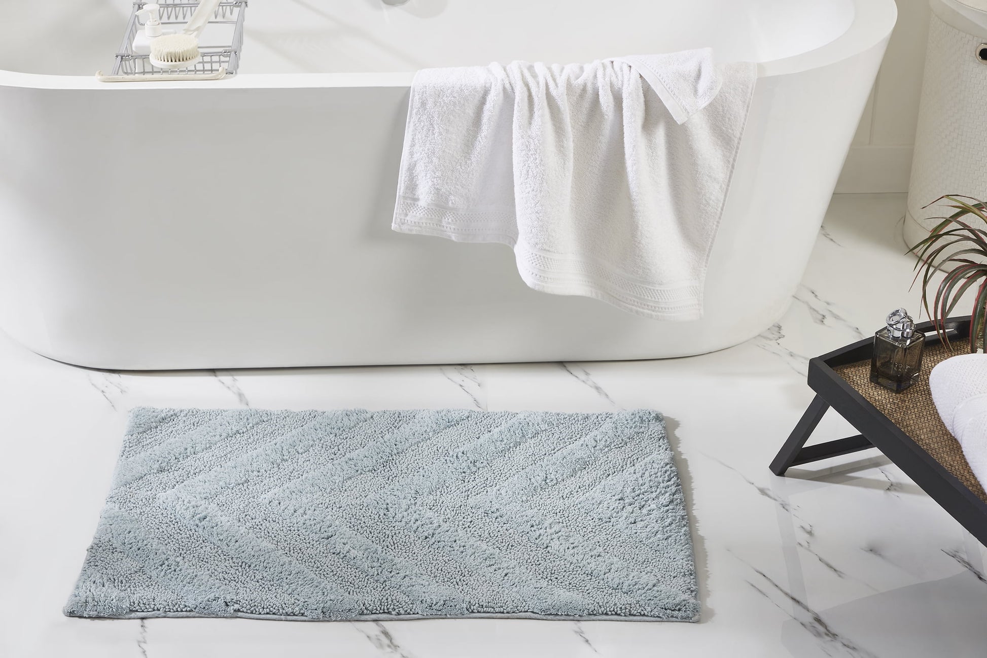 Better Trends 21" x 34" Bathroom Rugs 100% Cotton Soft Water Absorbent Non Slip Bath Mat Machine Washable Rug (Blue) Hugo Collection