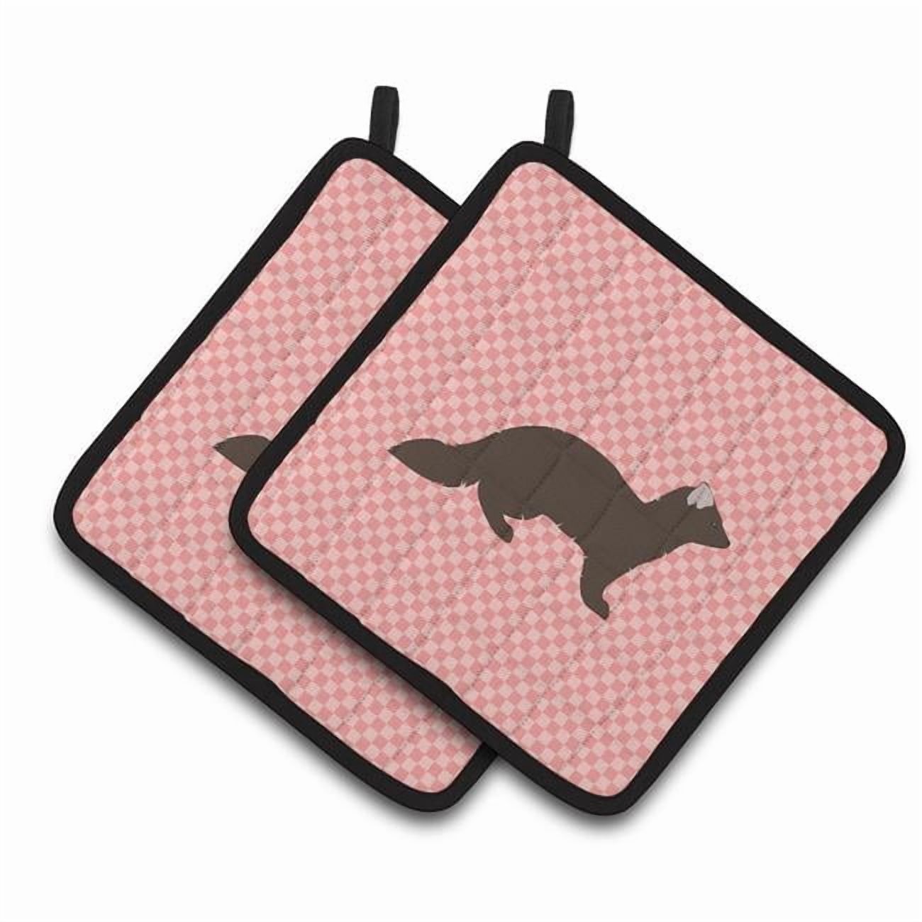 Caroline's Treasures Sable Marten Pink Check Pair of Pot Holders