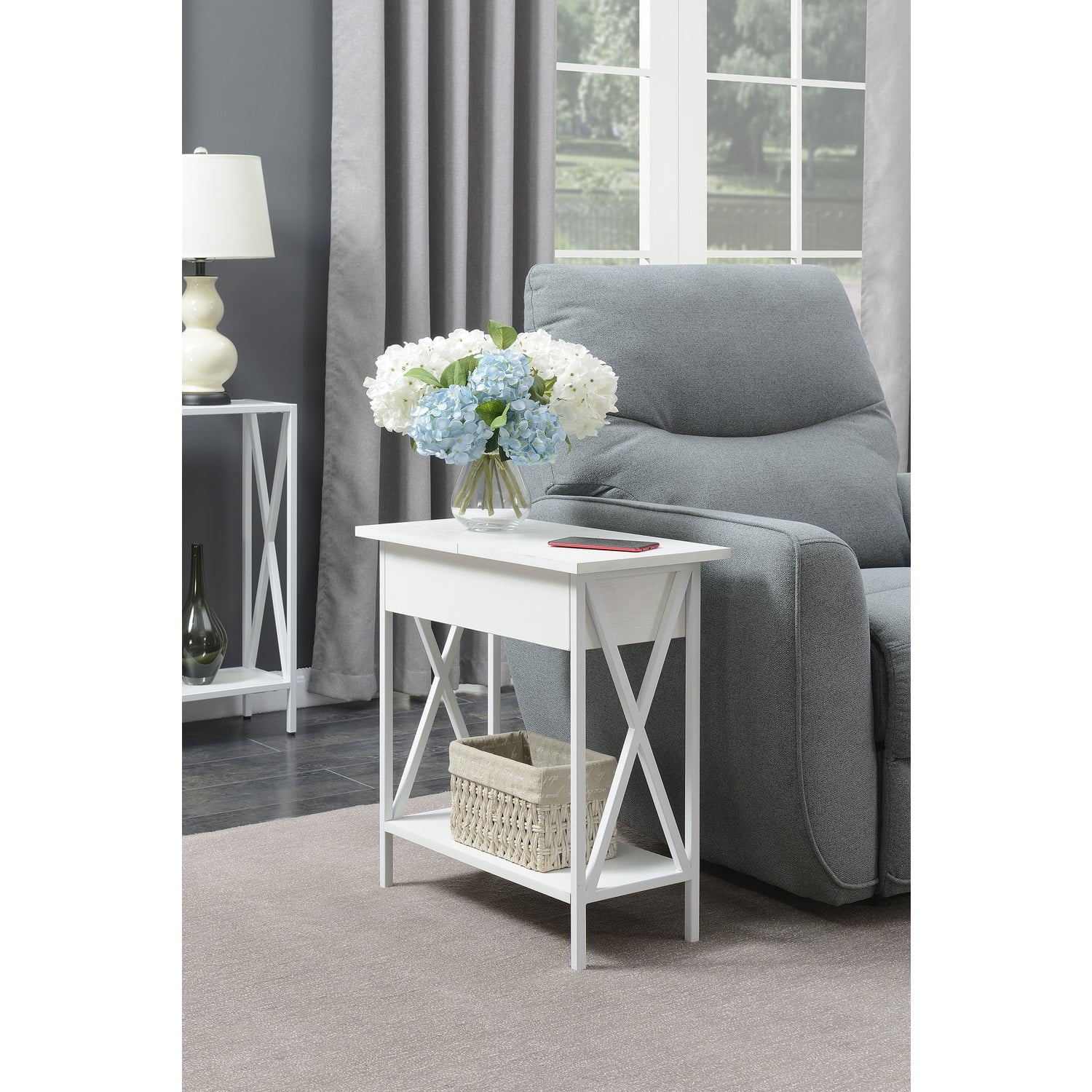 Tucson Flip Top End Table with Charging Station, White