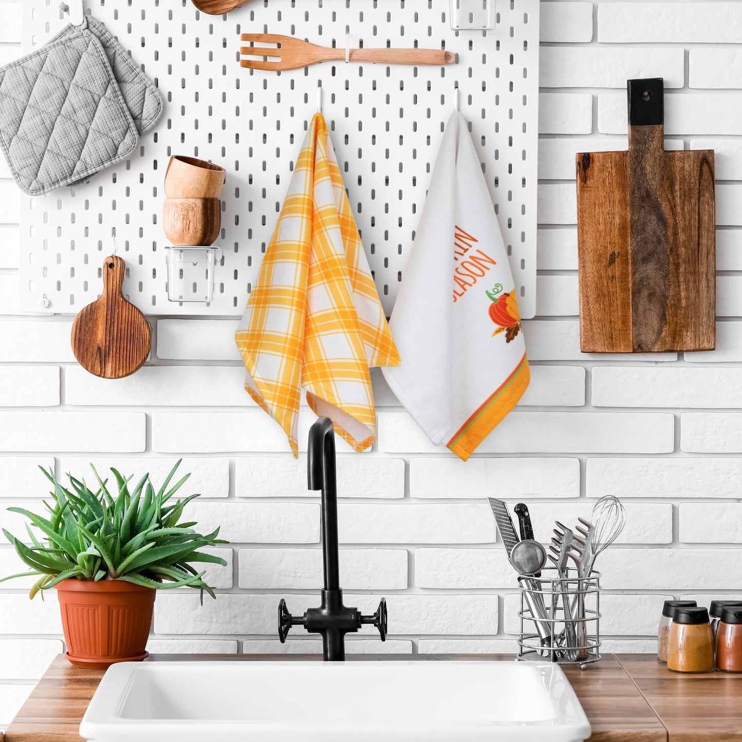 Northlight Hello Pumpkin Season and Plaid Fall Harvest Kitchen Tea Towels - 26" - Set of 2
