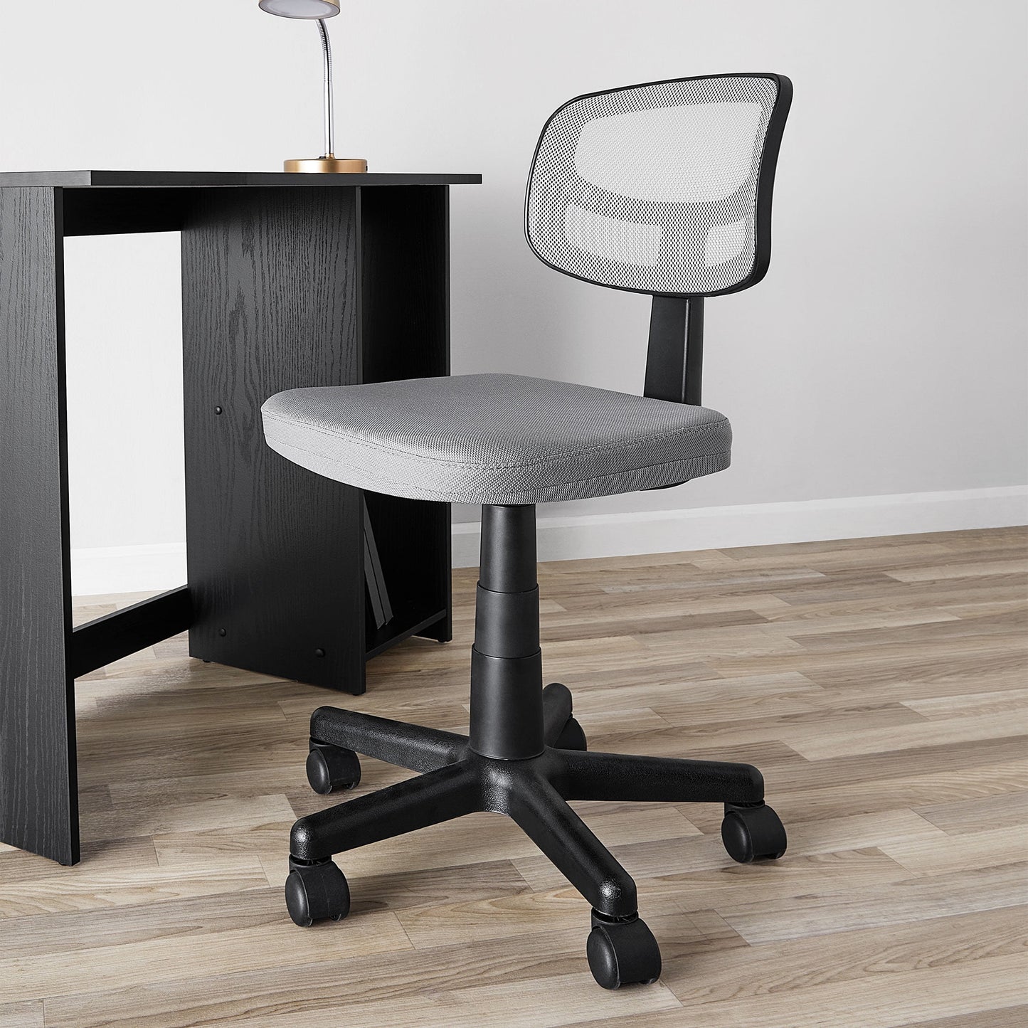 Mainstays Mesh Task Chair with Padded Seat, Teens and Adult, Gray/Gray