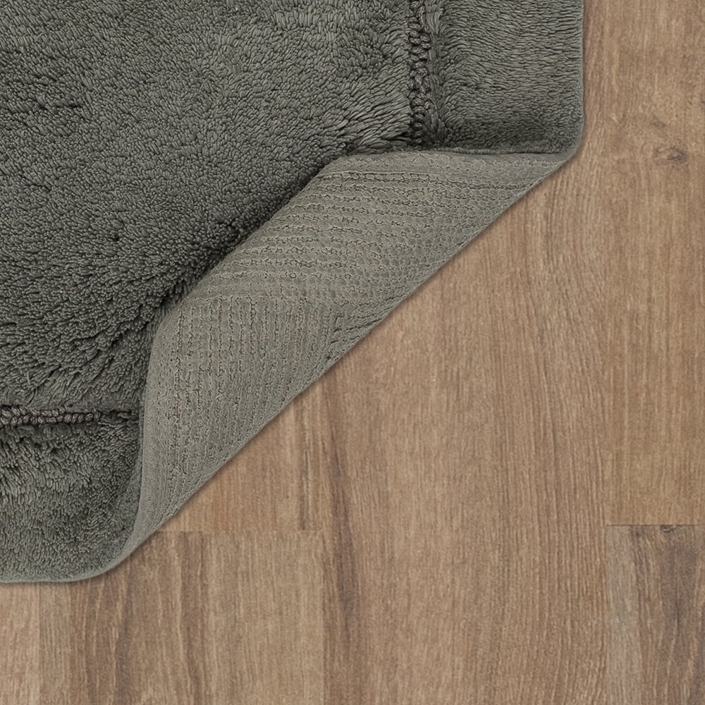 Mohawk Home Regency Plush Stain/Fade Resistant Non-Slip Machine Washable Bath Mat, Cool Grey, 1' 9" x 2' 10"