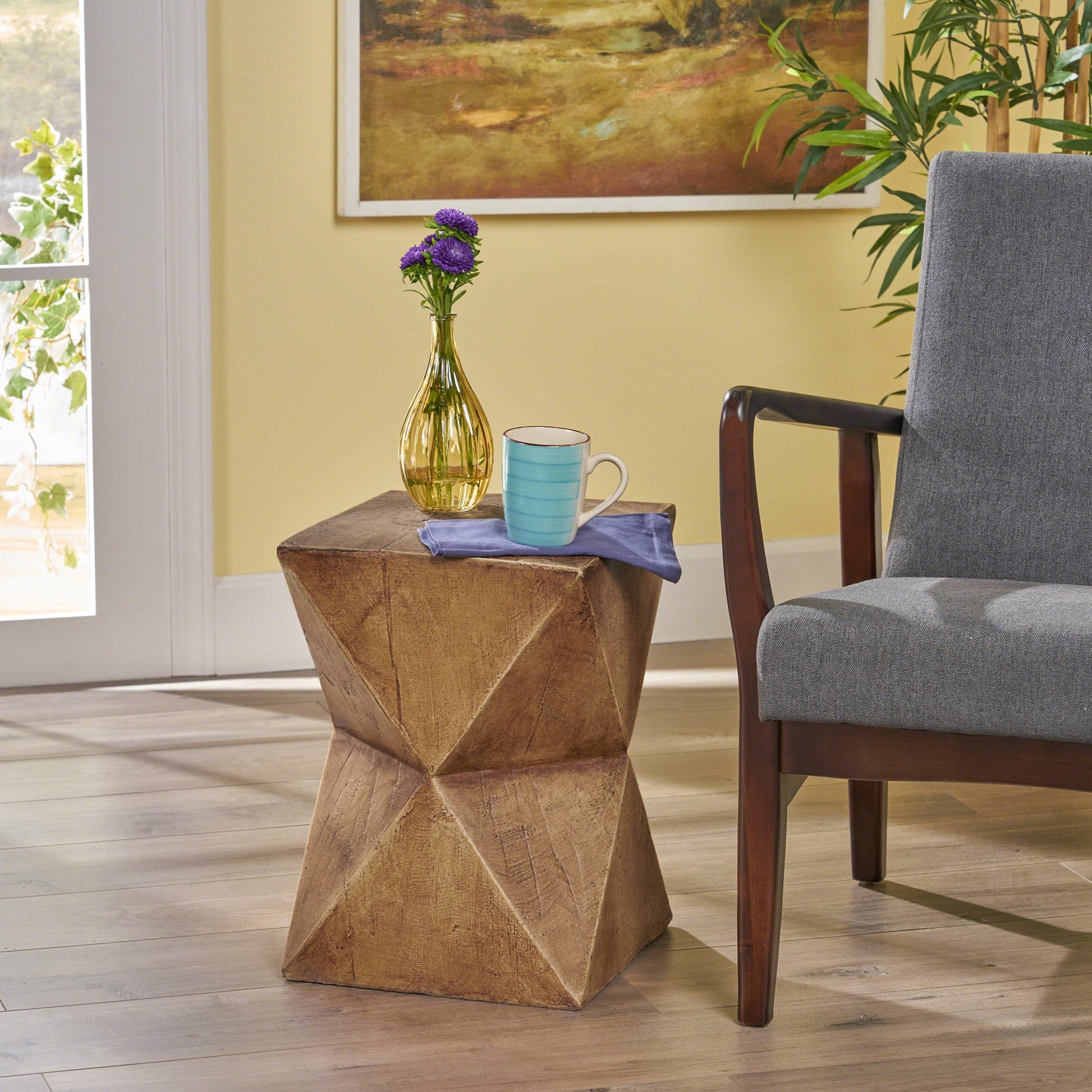 Outdoor Abstract Hourglass Side Table, Wood Look Concrete Accent Table for Patio Garden