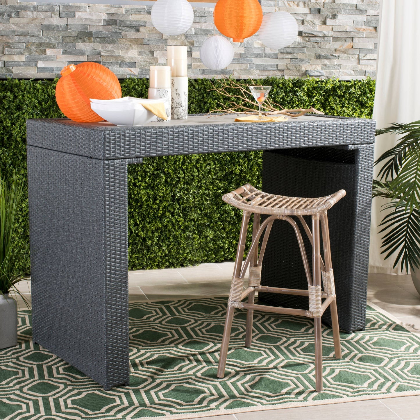 SAFAVIEH Leda Contemporary Rattan Bar Stool with Foot Rest, Grey White Wash