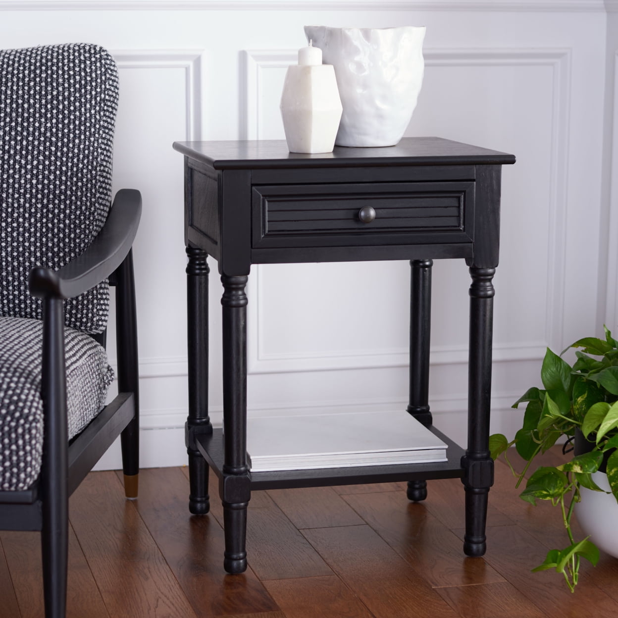 SAFAVIEH Tate Striped 1 Drawer Accent Table, Distressed White