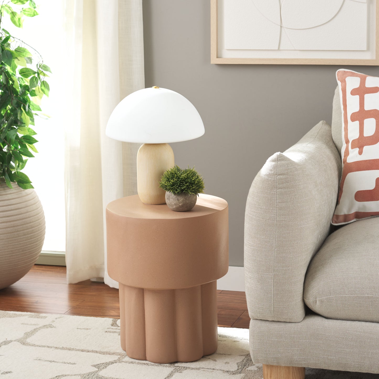Safavieh Eldrick Modern Magnesium Oxide Round End Table, Terracotta