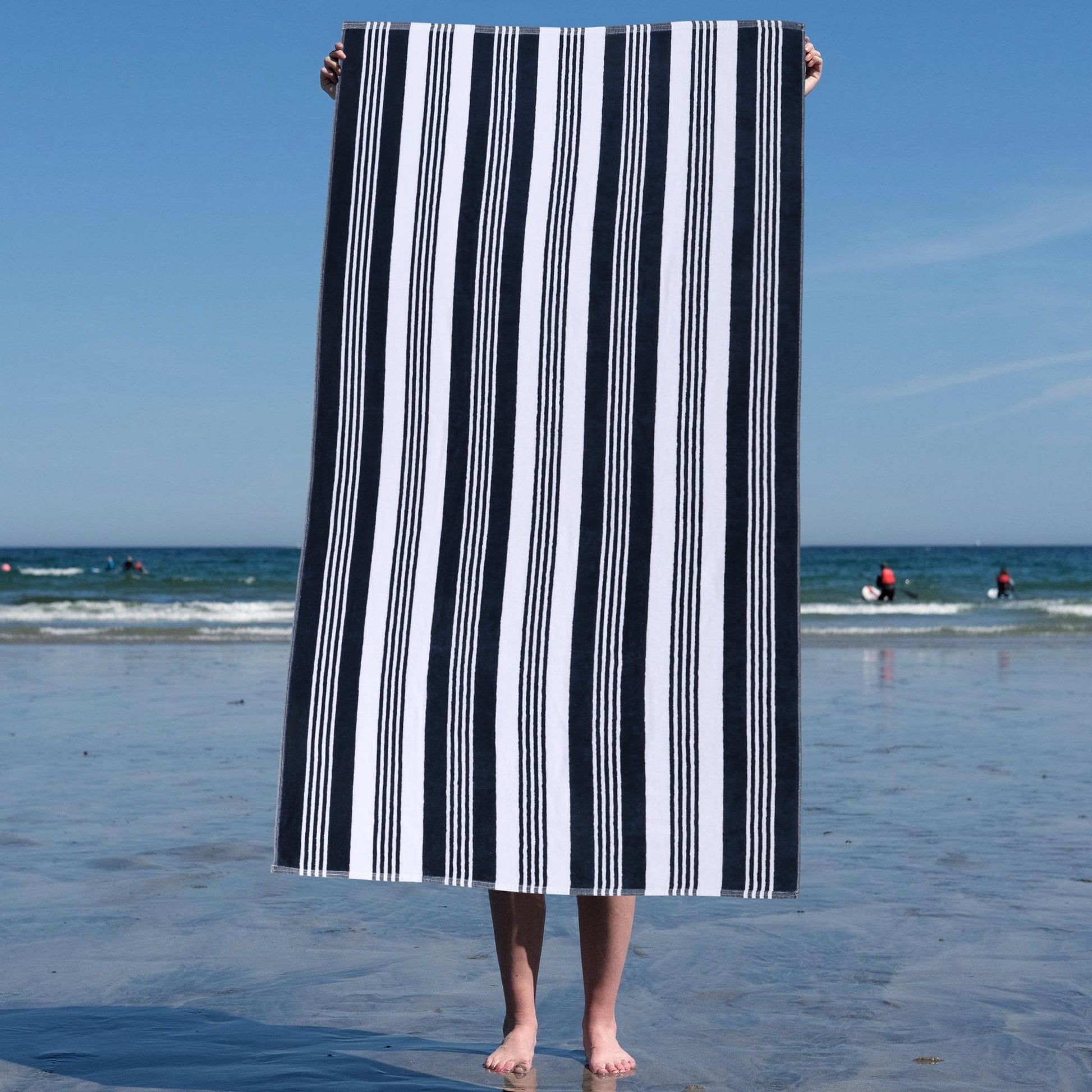 Superior Maui Striped Cotton Oversized Cotton Blue Beach Towel