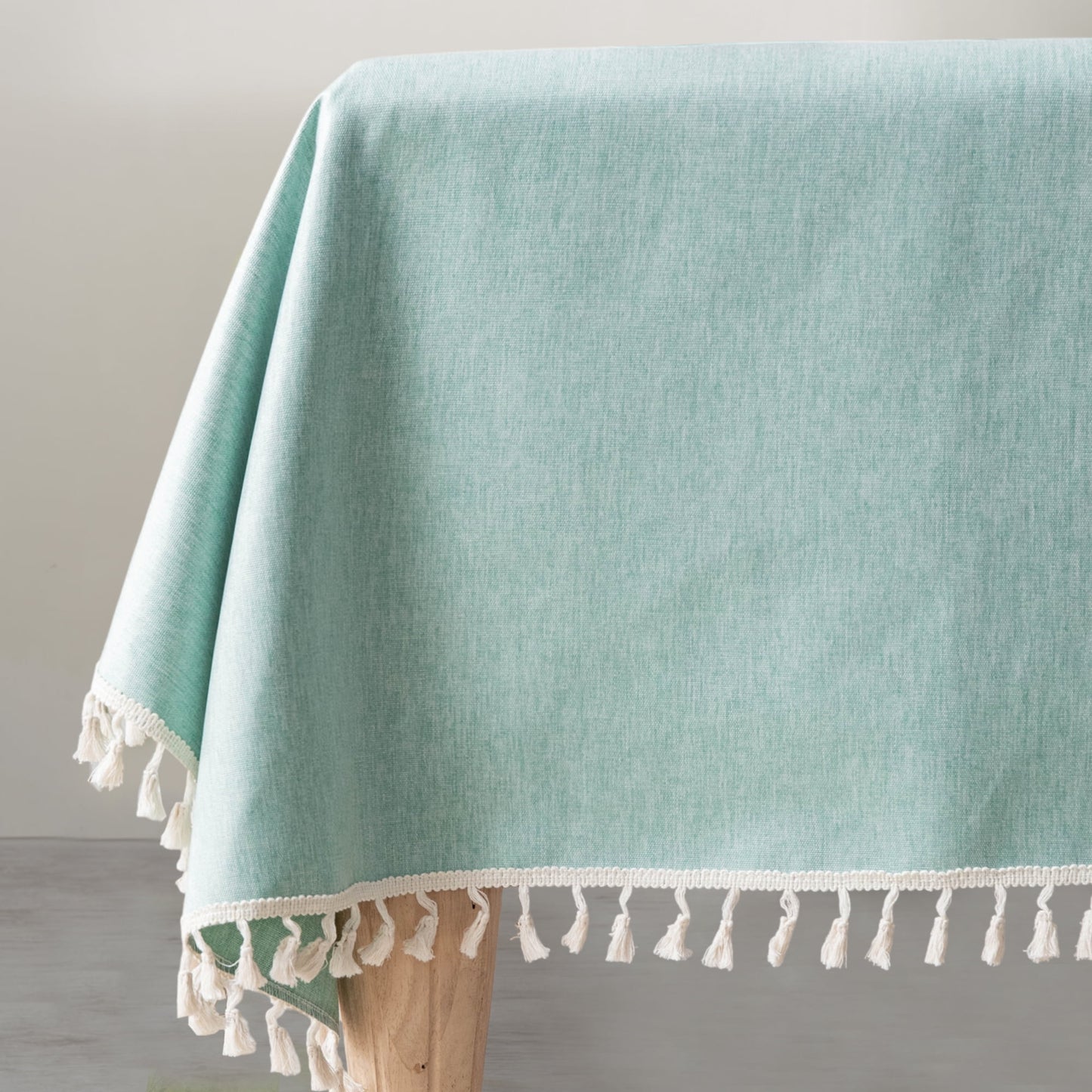 Unique Bargains Wrinkle Free Tablecloths for Holiday Camping Light Green 86.61"x55.12"