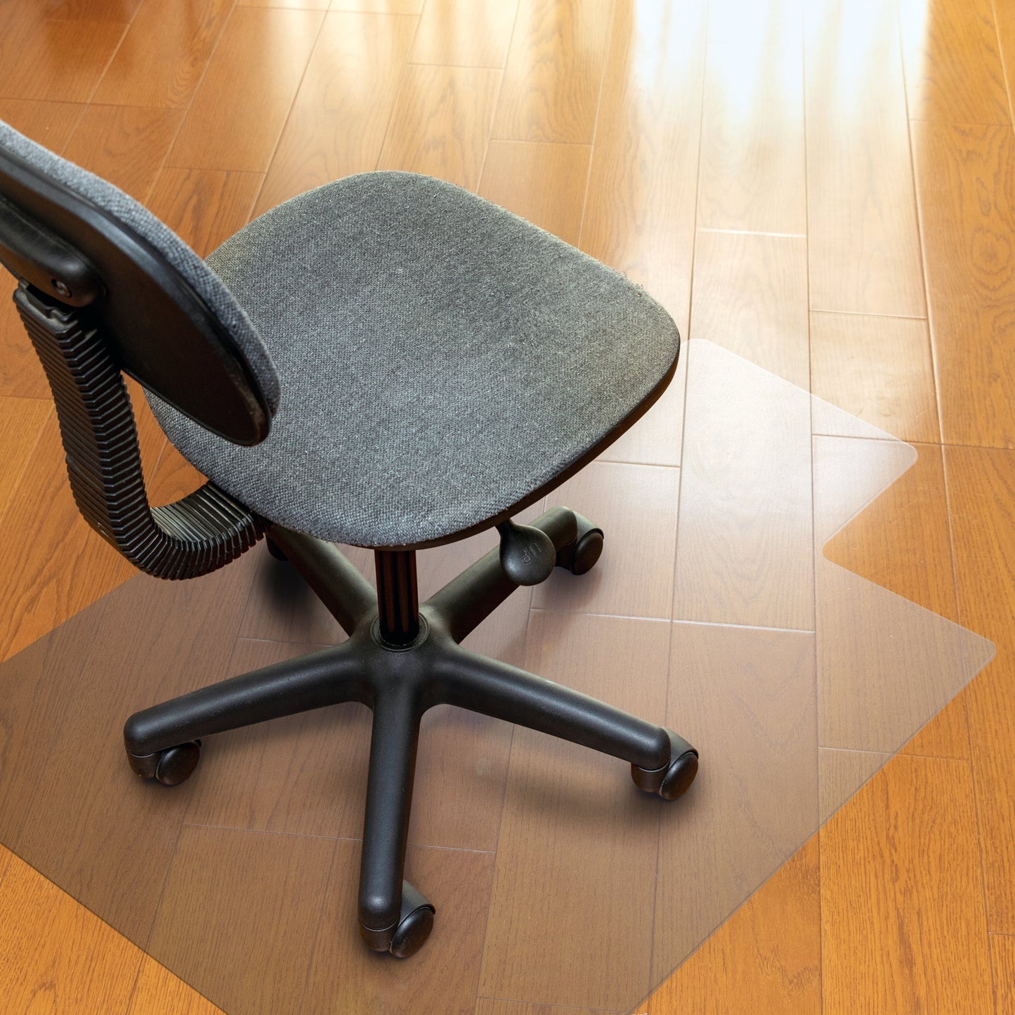 ValuematÂ® Basic Vinyl Lipped Chair Mat for Hard Floors - 36" x 48"